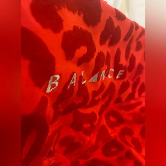 Balance Athletica Red Leopard Seamless Biker Shorts XXL High Rise - Picture 4 of 4